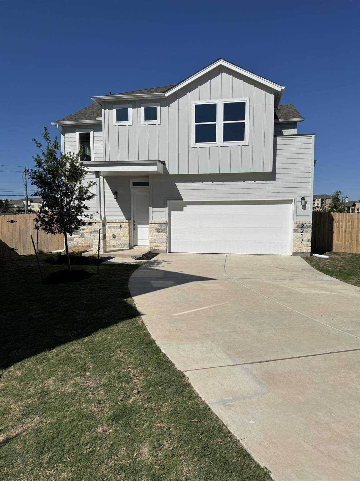 2217 Grenache DR, Round Rock, TX 78664