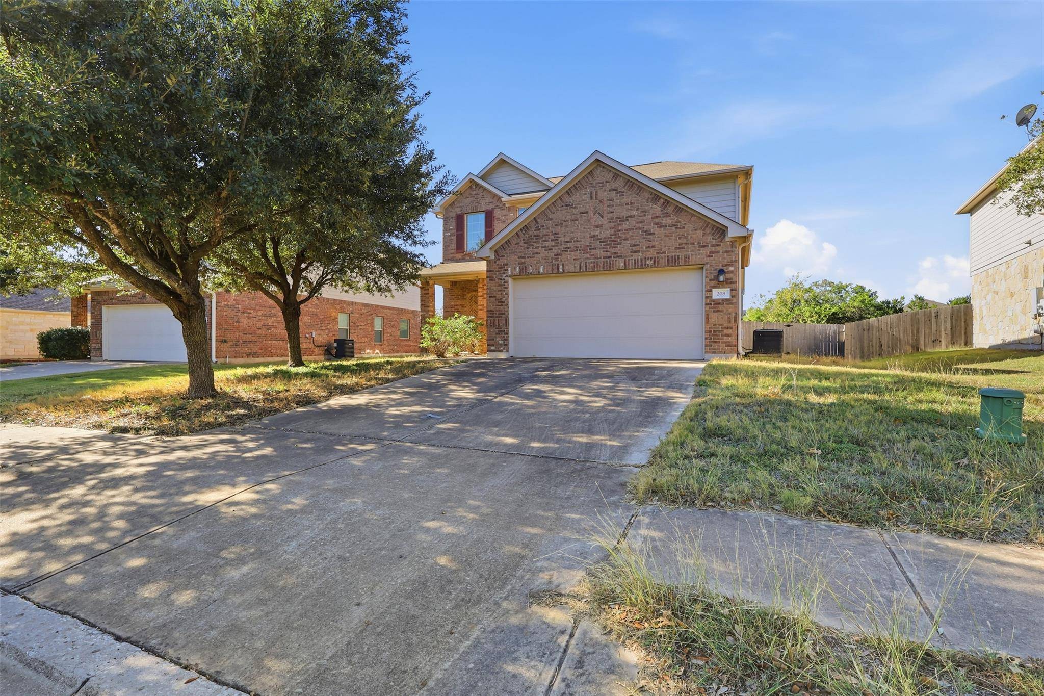 208 Falcon LN, Leander, TX 78641