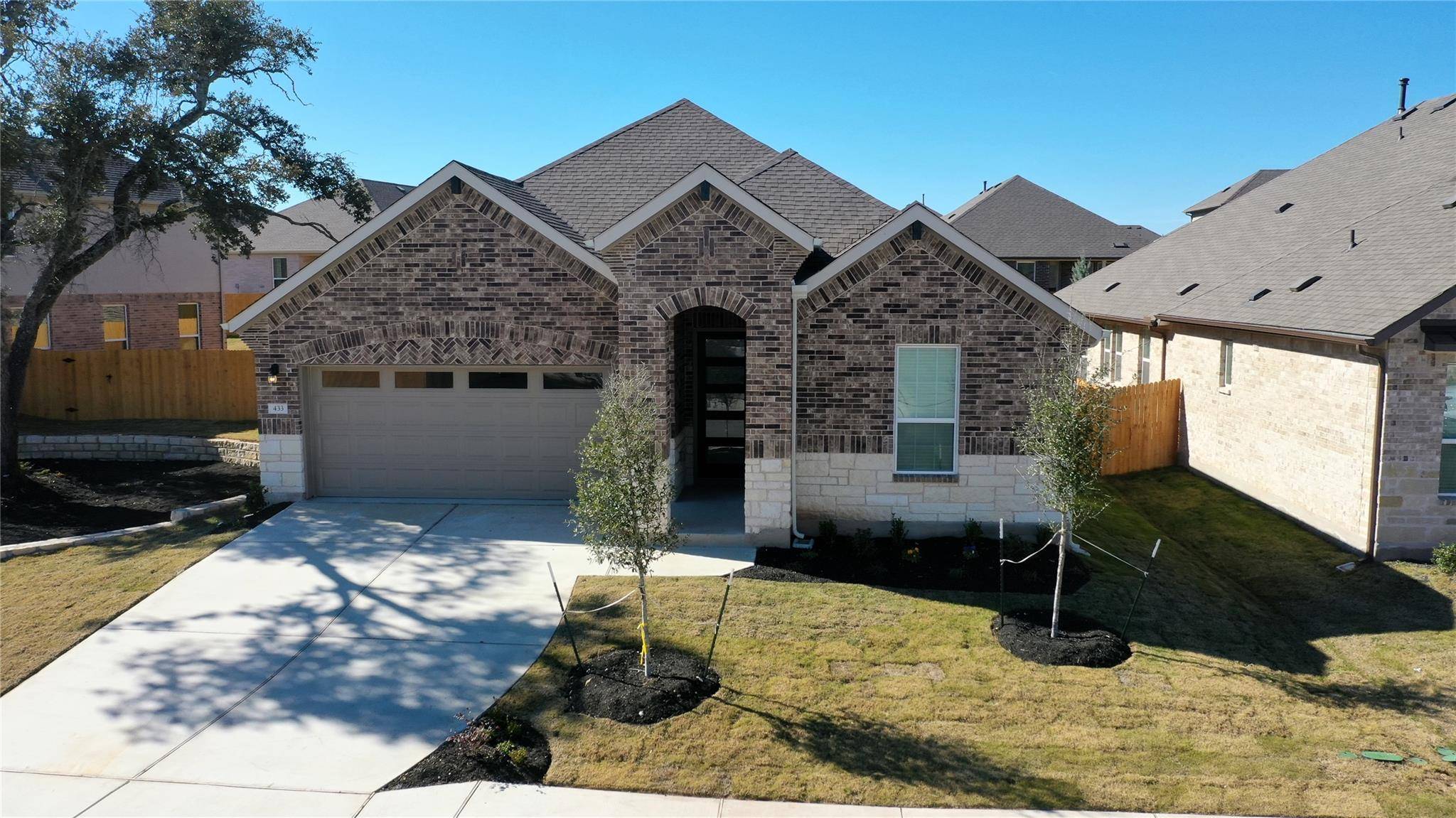 1916 Crooked Creek ST, Leander, TX 78641
