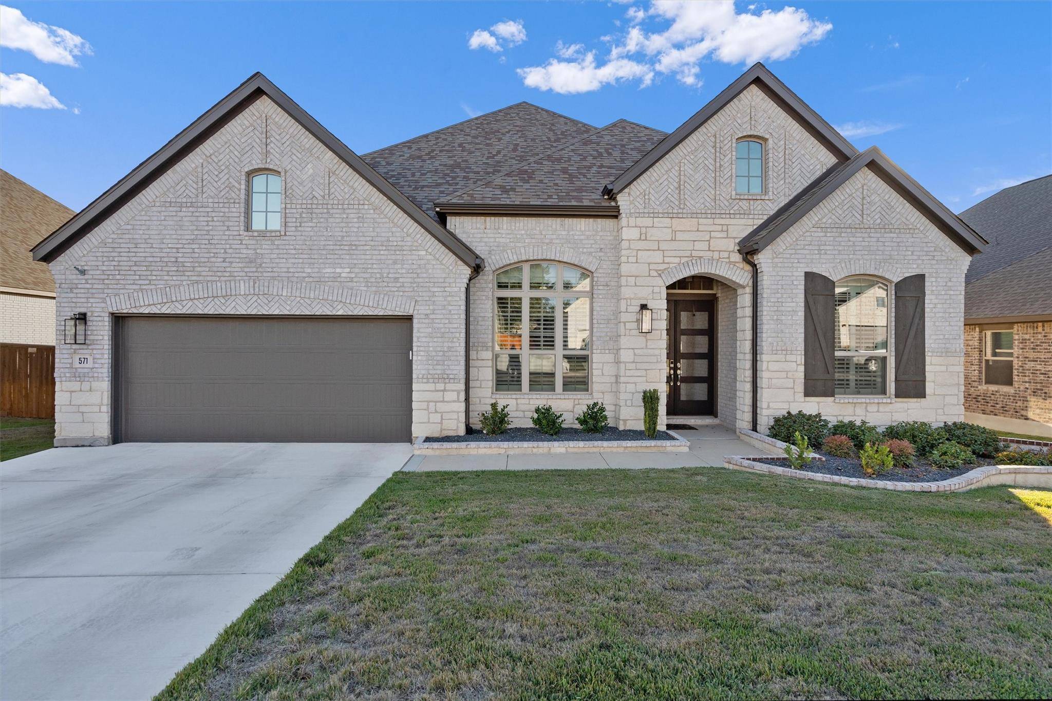 571 Painted Creek WAY, Kyle, TX 78640
