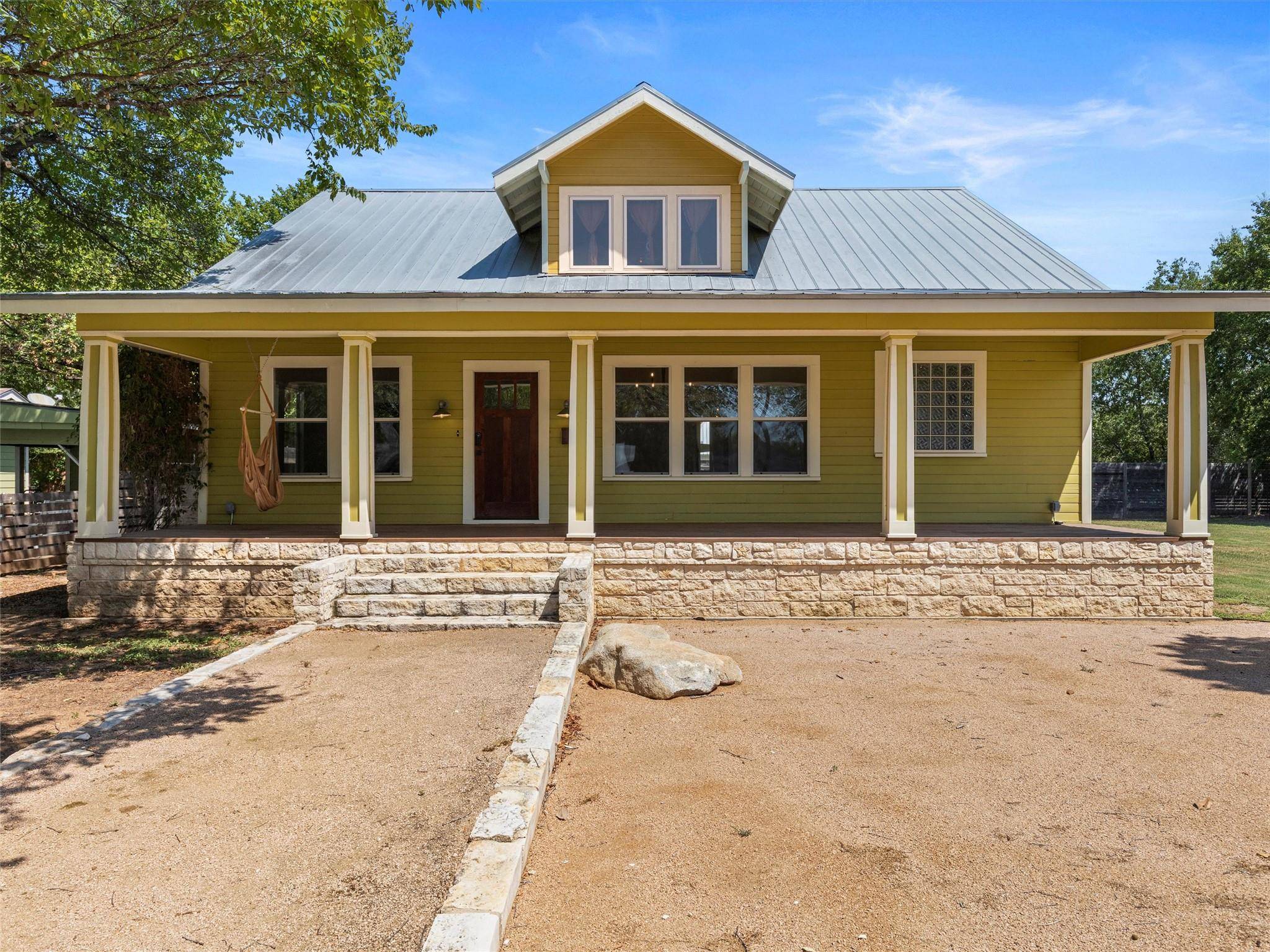 1809 Wilson ST, Bastrop, TX 78602