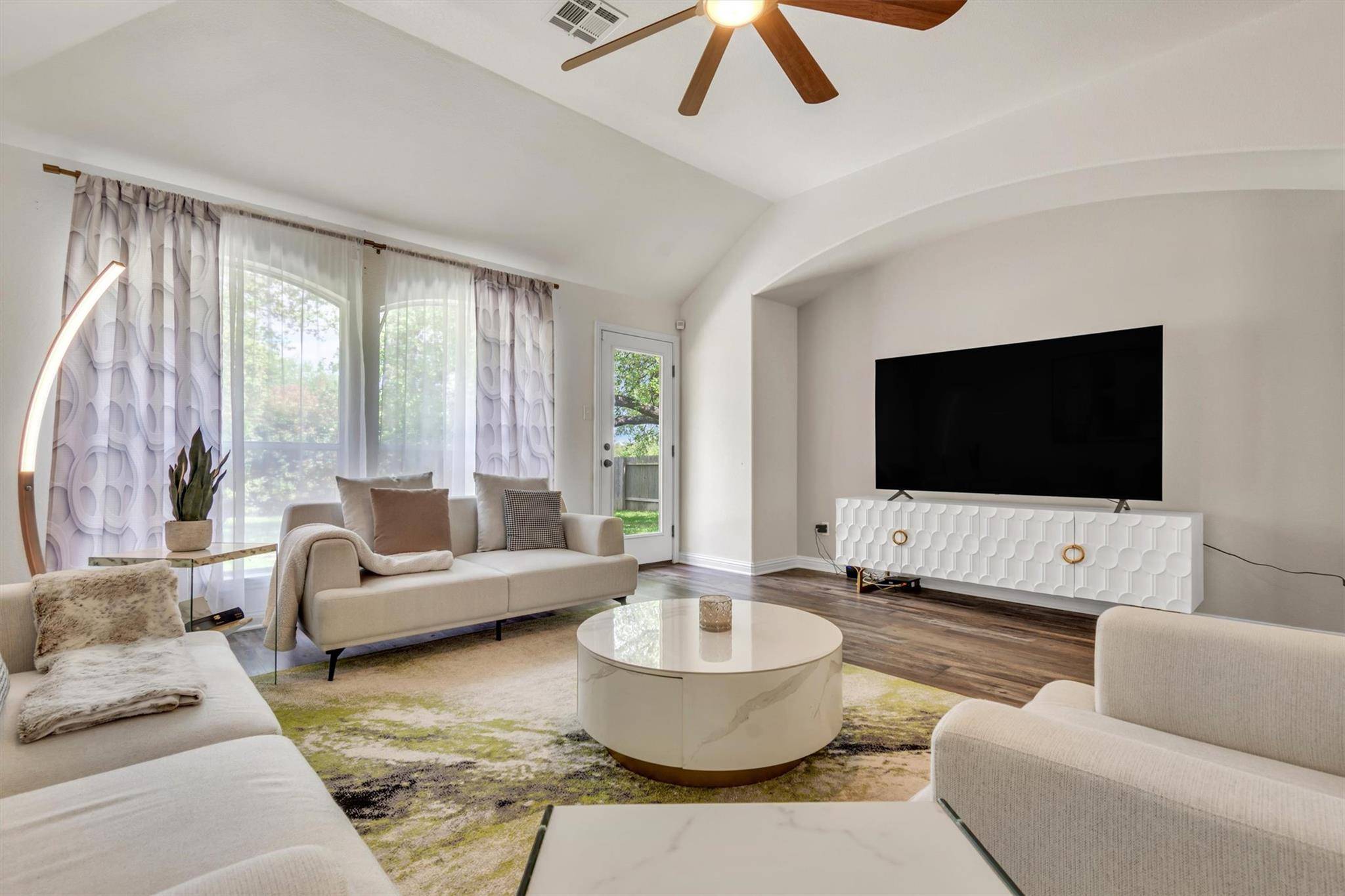 2825 Checker DR, Cedar Park, TX 78613