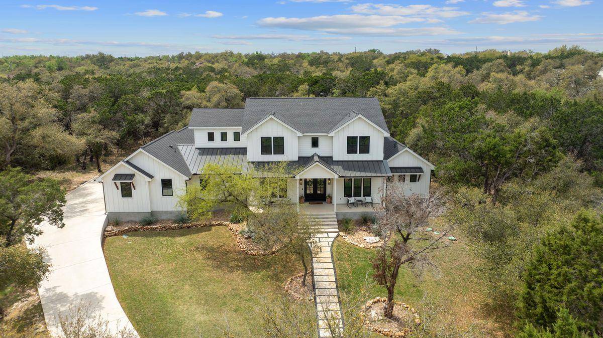 106 Graystone LN, Georgetown, TX 78633
