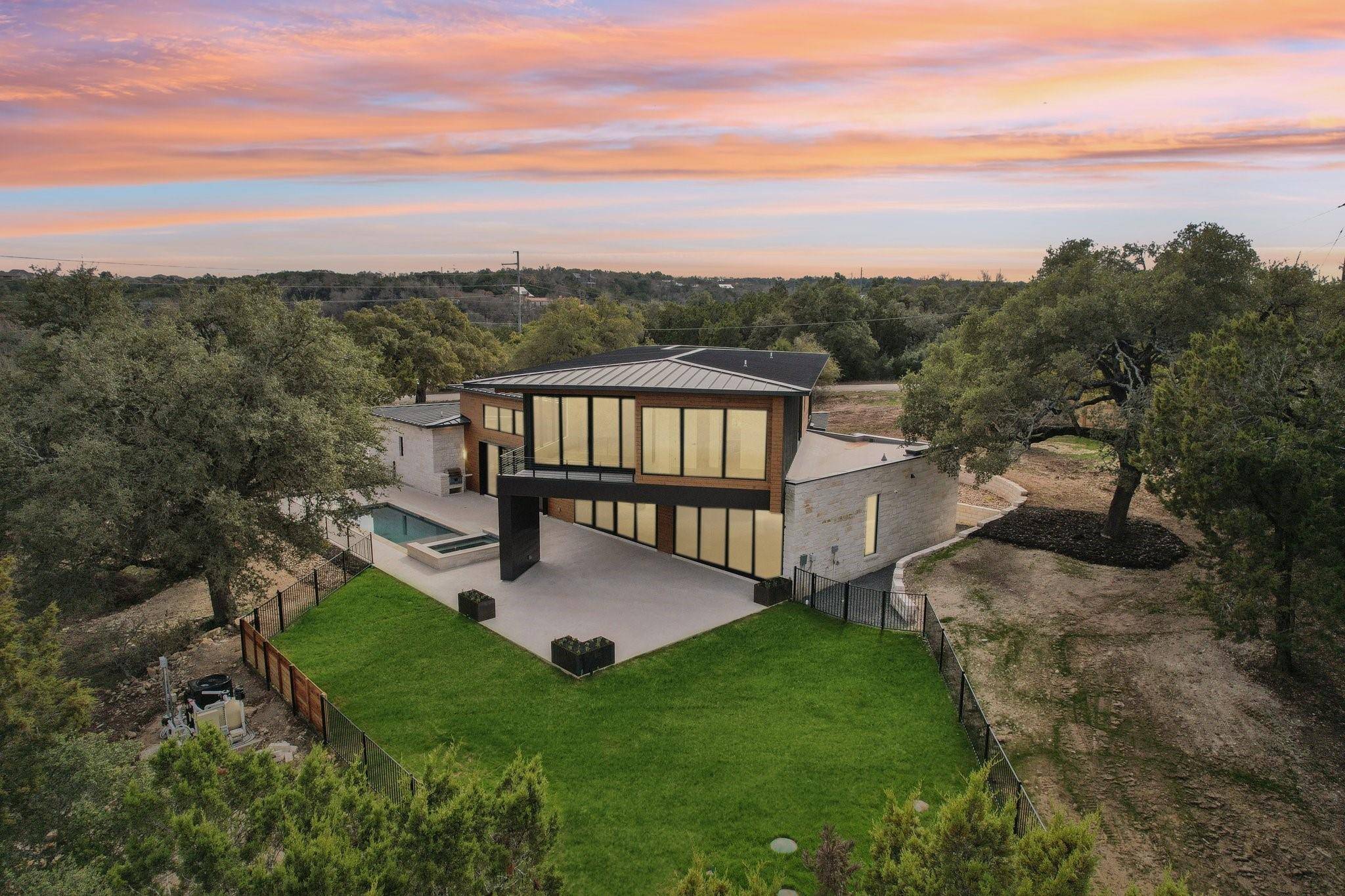 14700 Crosscreek DR, Austin, TX 78737