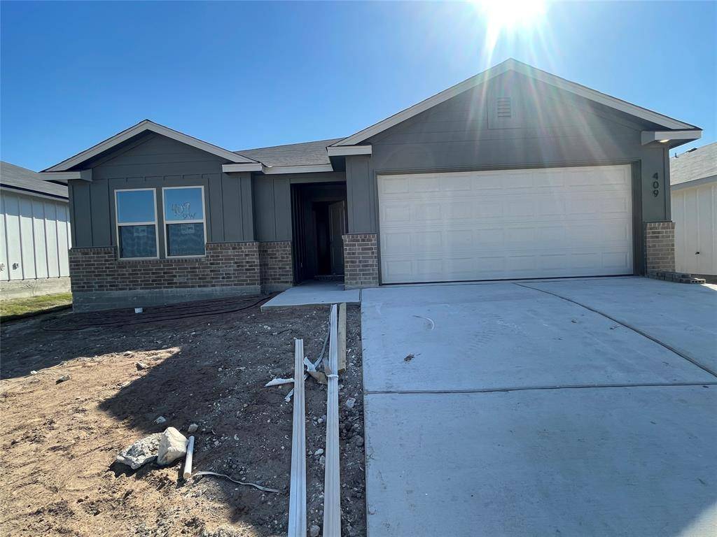 409 Day WLS, Jarrell, TX 76537