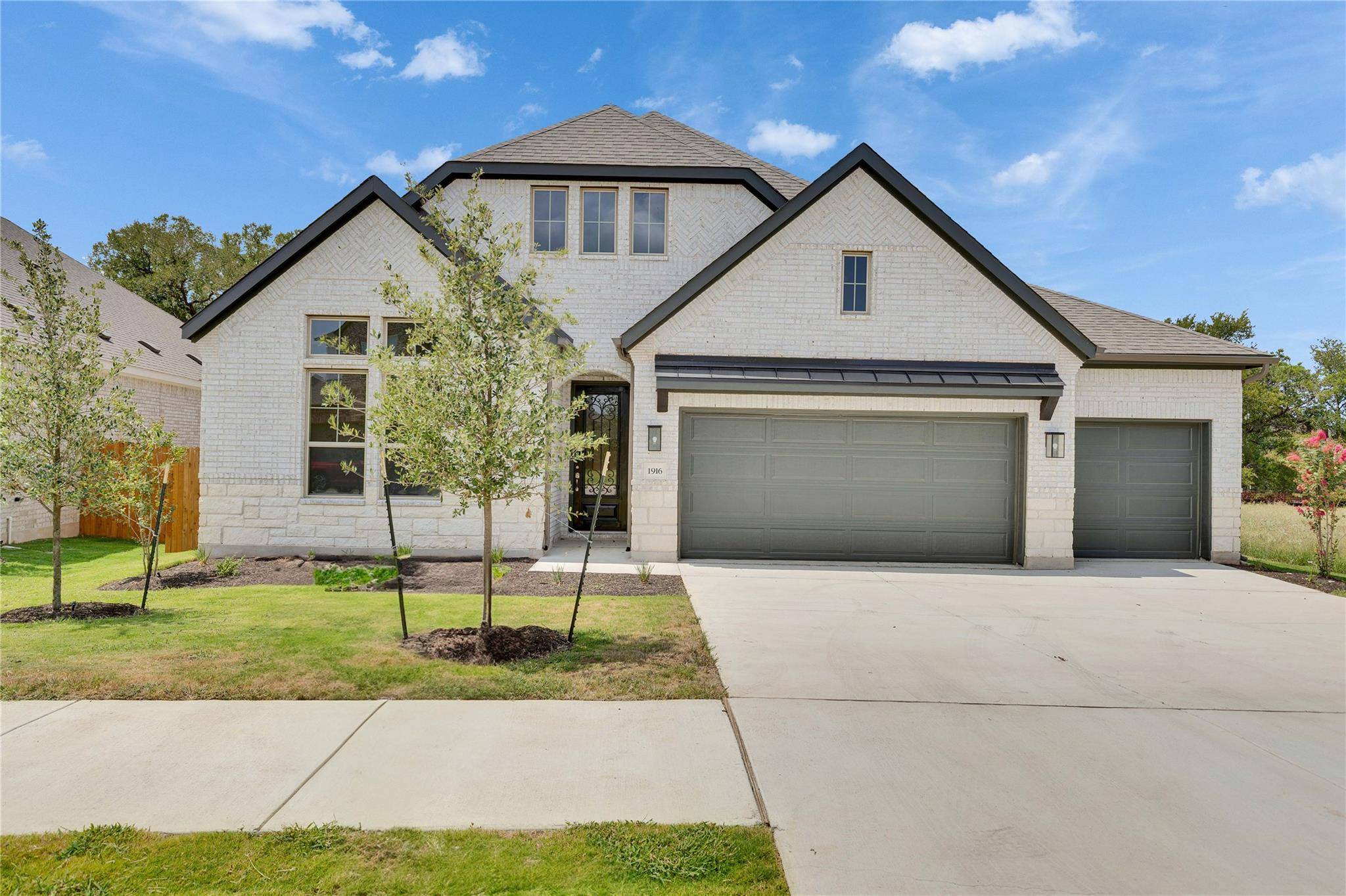 1916 Scenic Heights LN, Georgetown, TX 78628