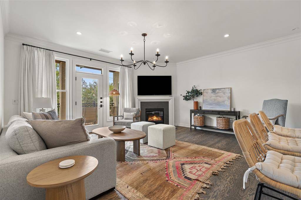2226 Westlake DR #1, Austin, TX 78746