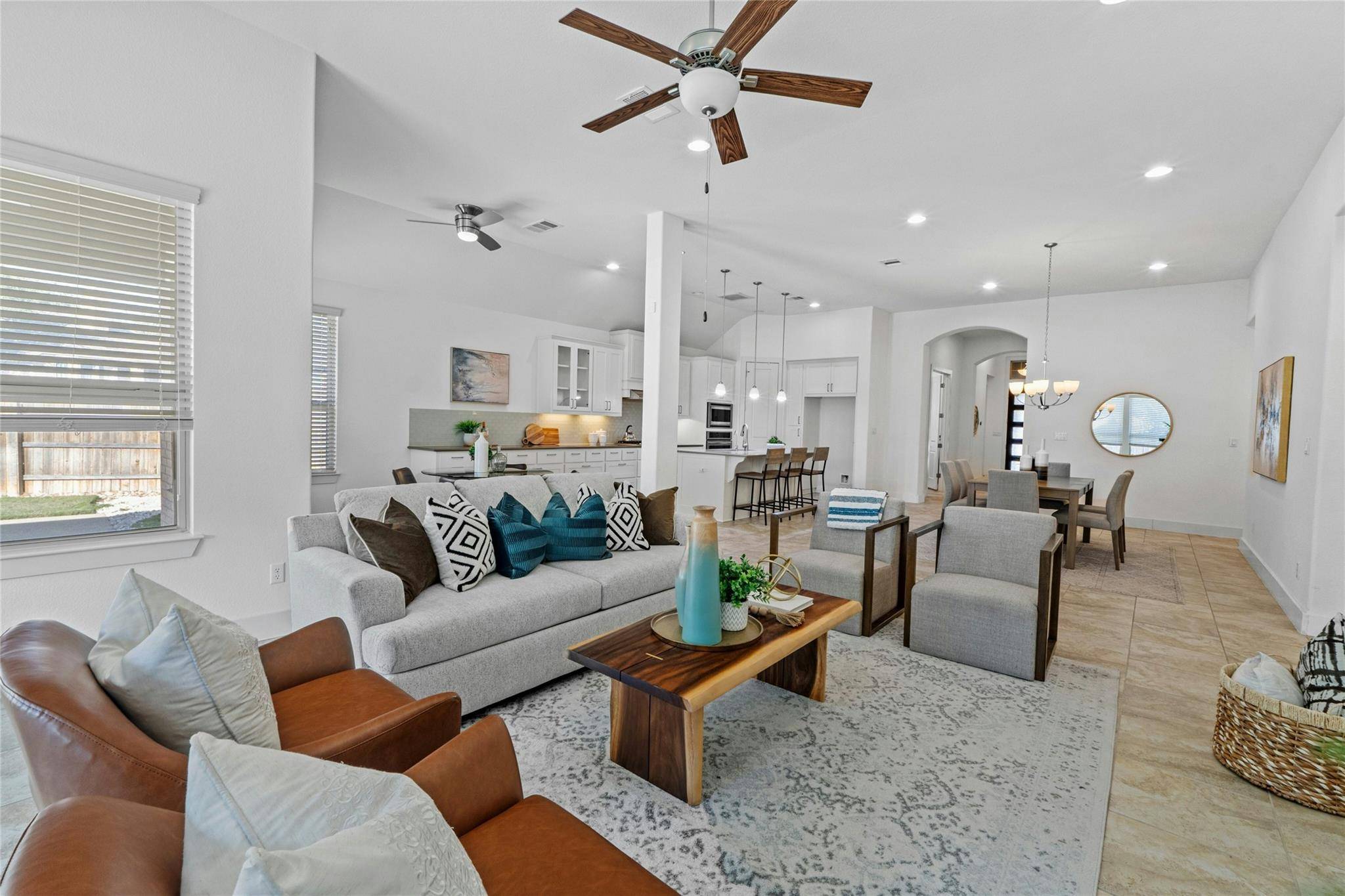 3717 Kirby CV, Round Rock, TX 78681