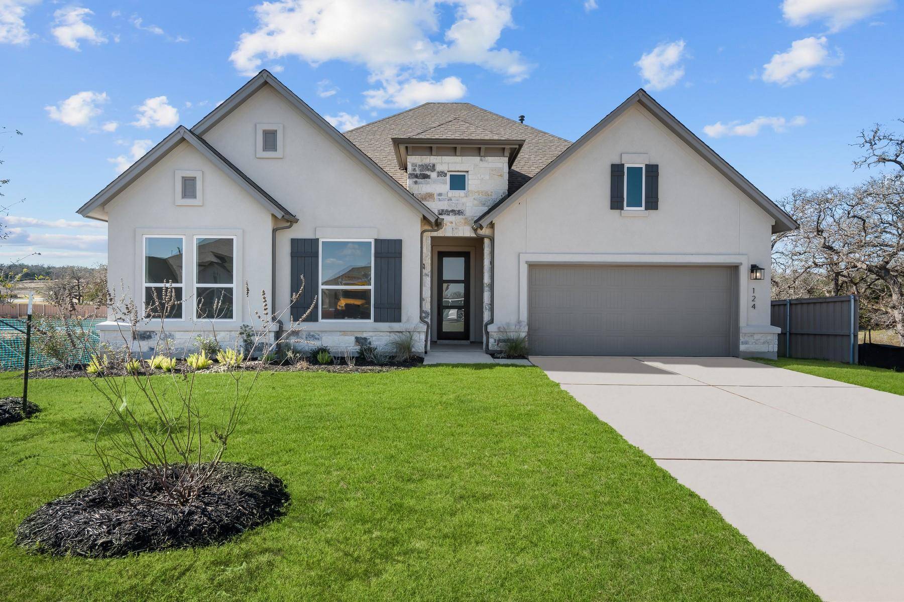 124 Lake Charlotte Creek DR, Bastrop, TX 78602