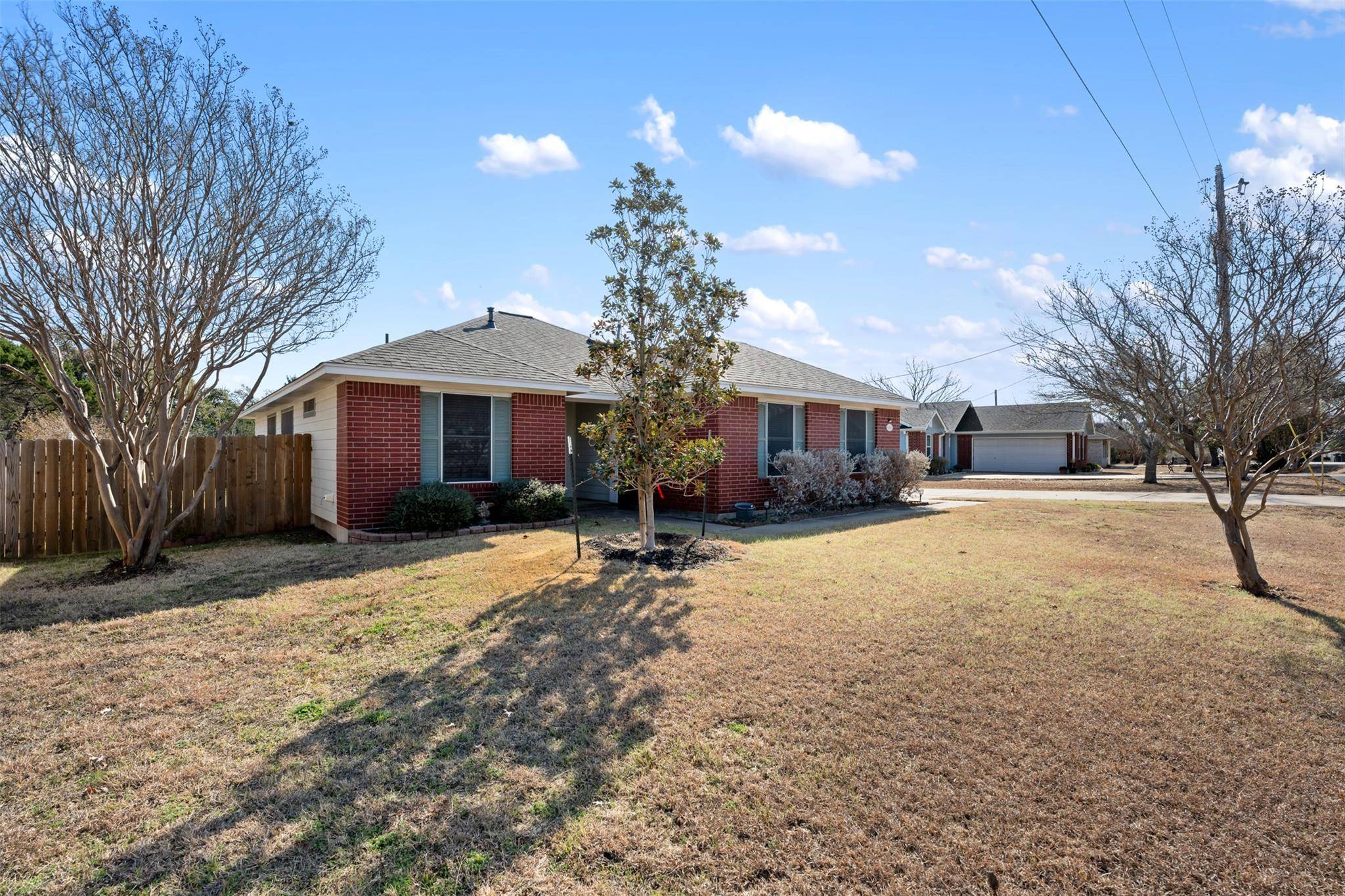 1900 Ireland DR, Leander, TX 78641