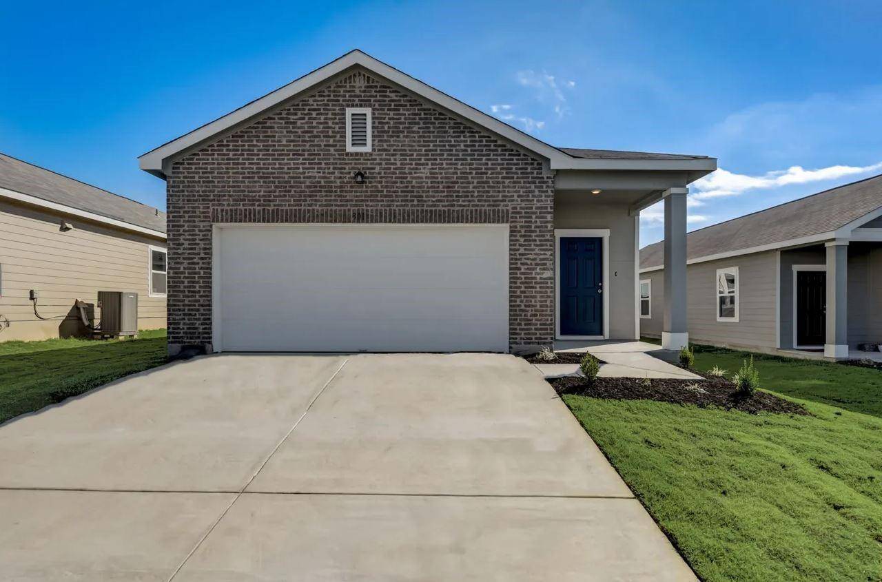209 Dirty Harry DR, Jarrell, TX 76537