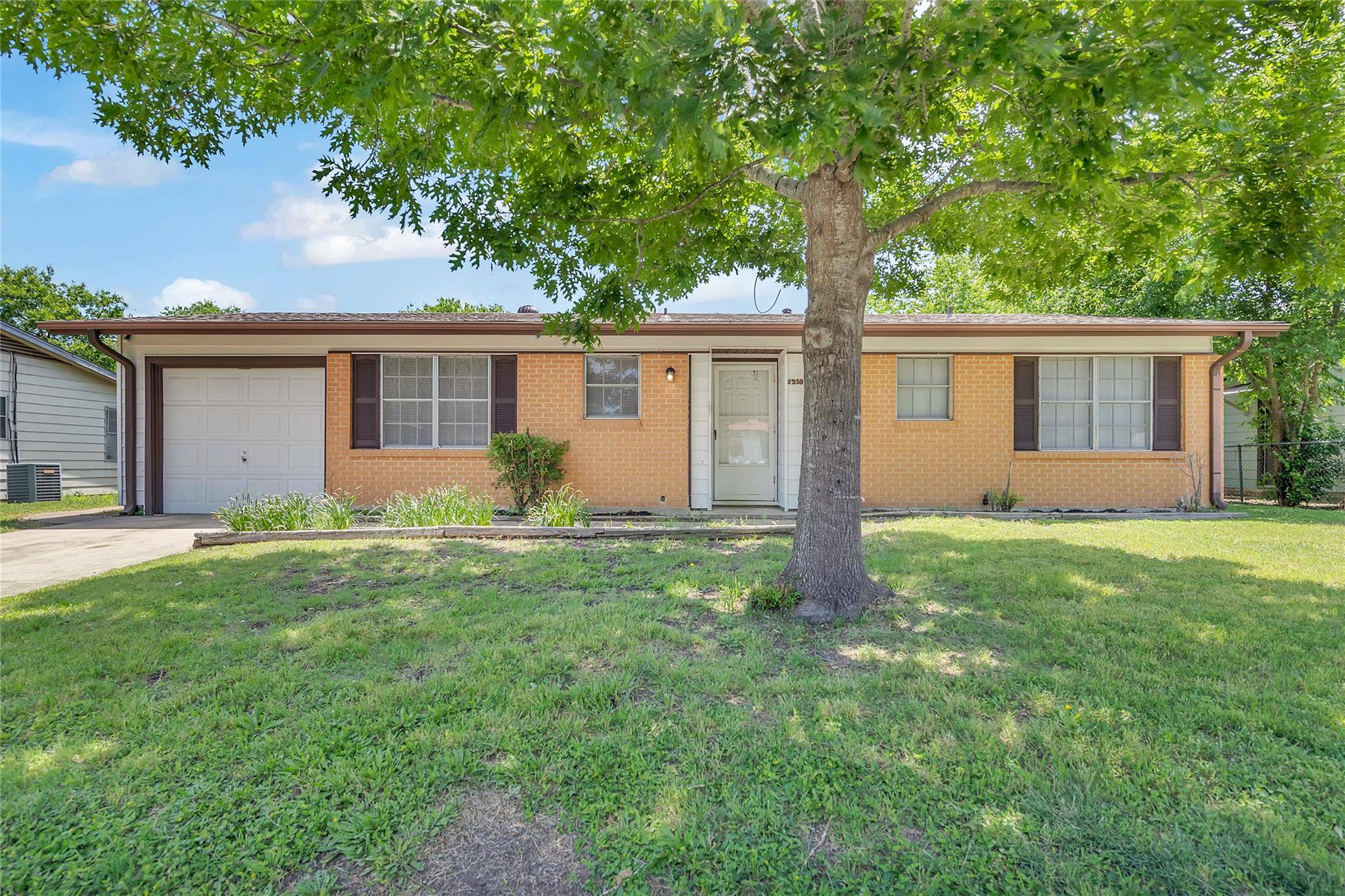 1210 Ridgemont DR, Killeen, TX 76549