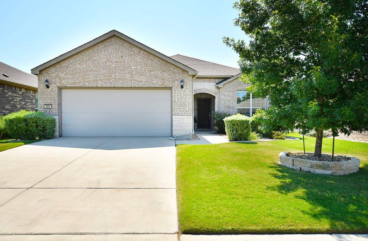 609 Archer LN, Georgetown, TX 78633