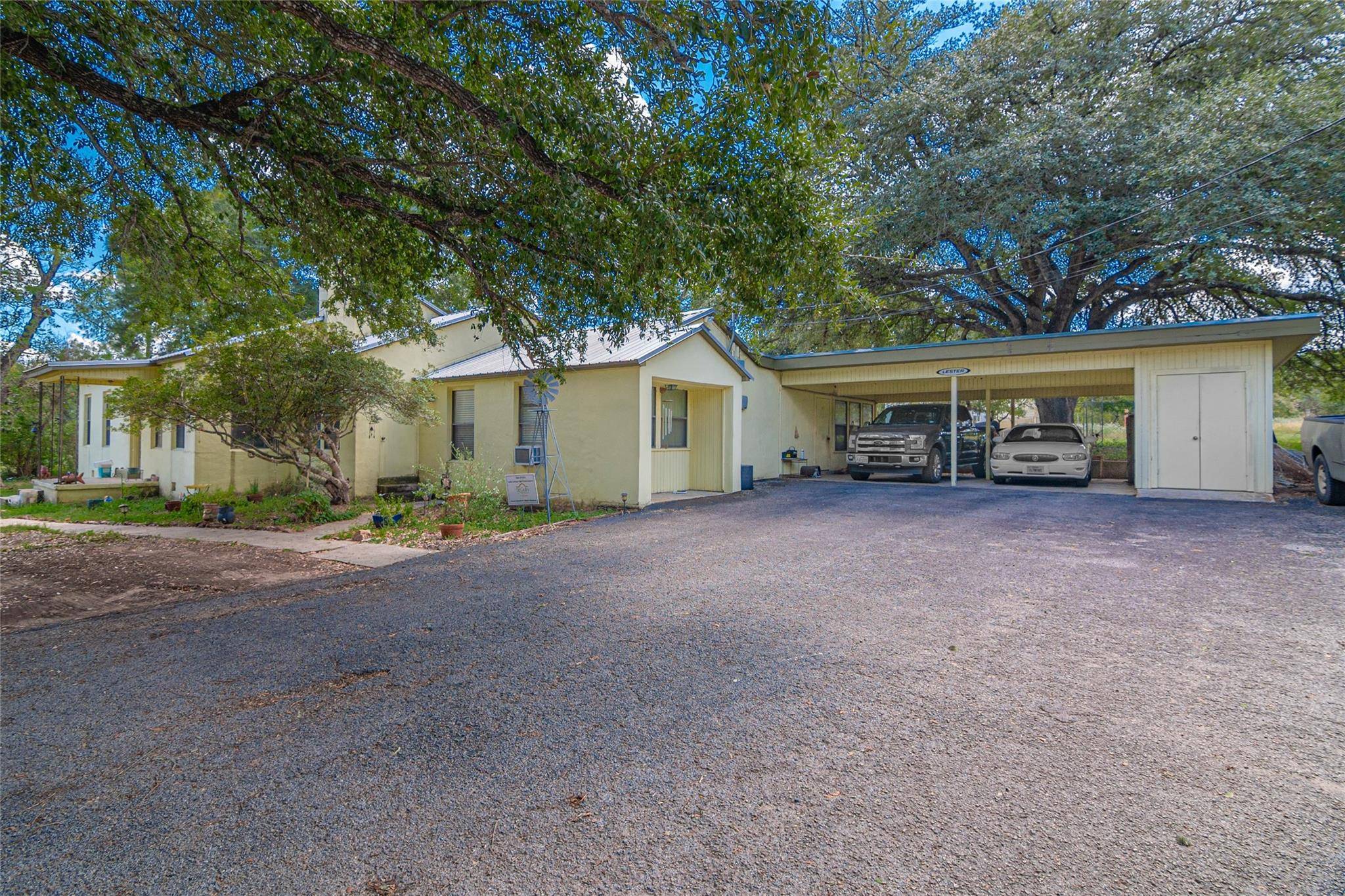 9500 S State Highway 123, Seguin, TX 78155
