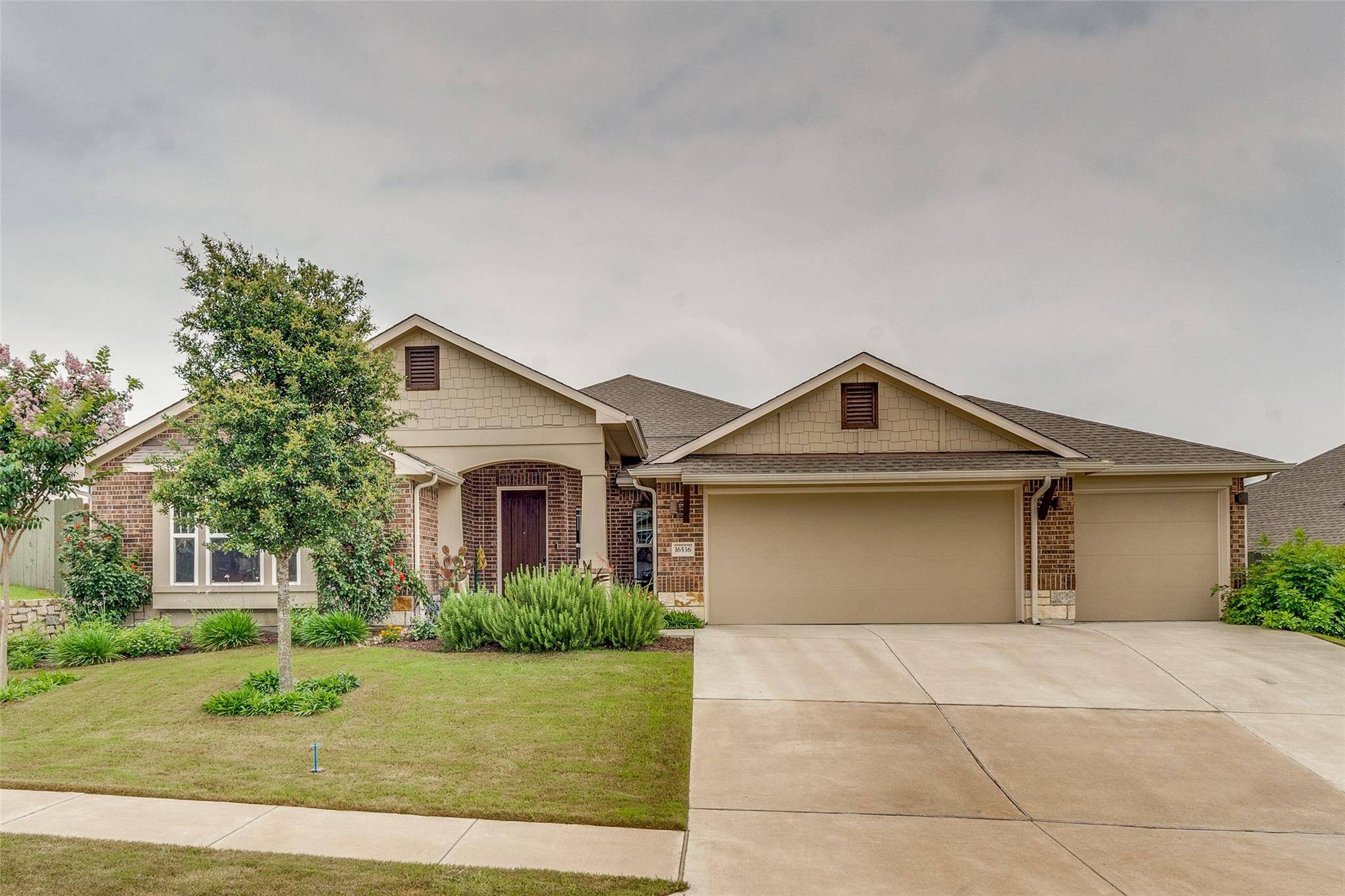 16536 Moonlit PATH, Manor, TX 78653