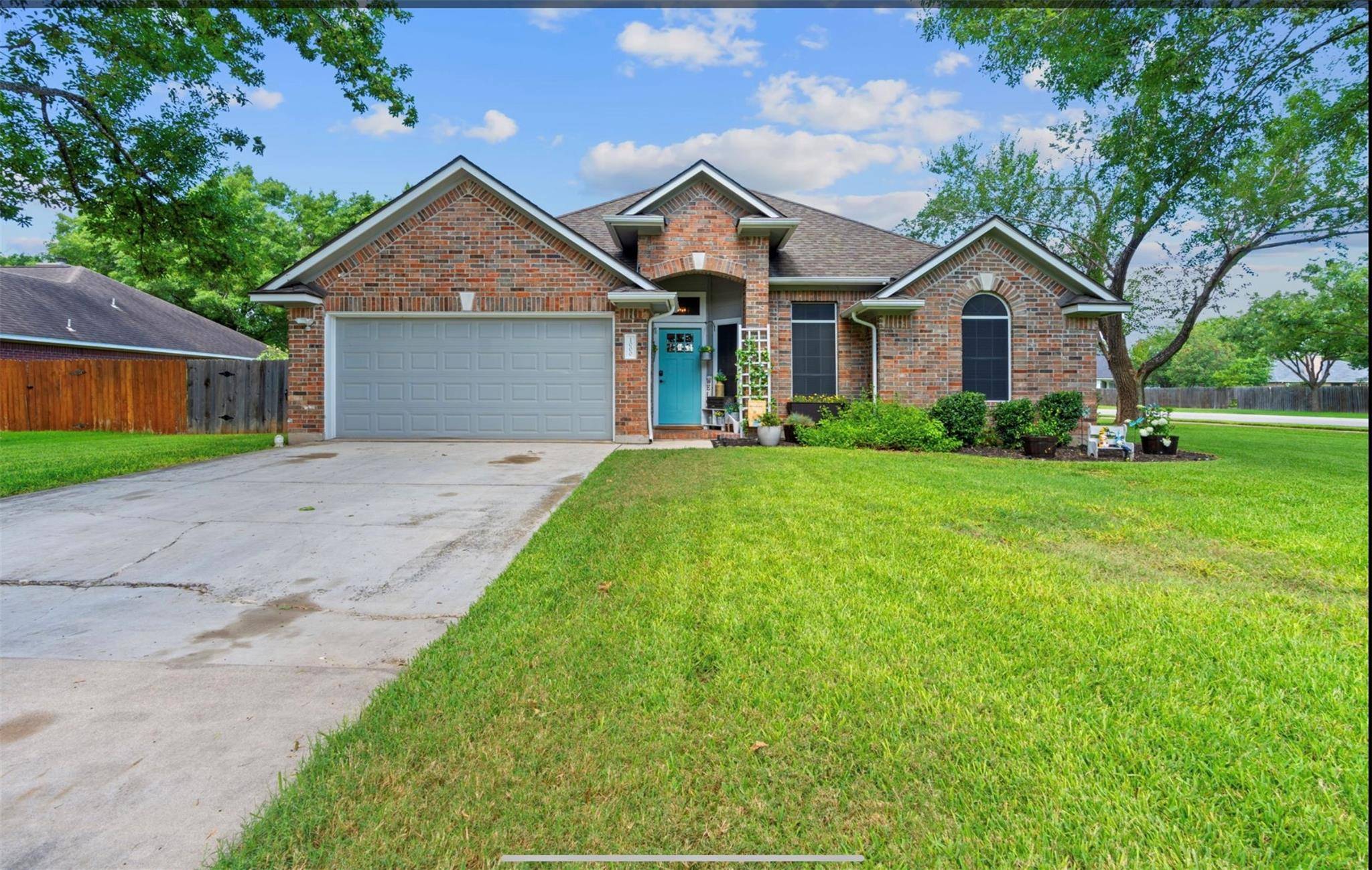1000 Laurel CV, Buda, TX 78610