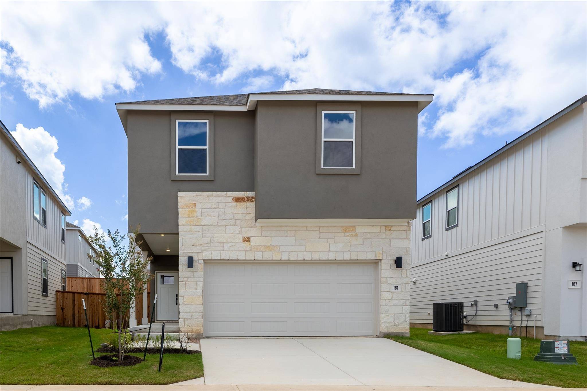 161 Sycamore Pines LN, Kyle, TX 78640