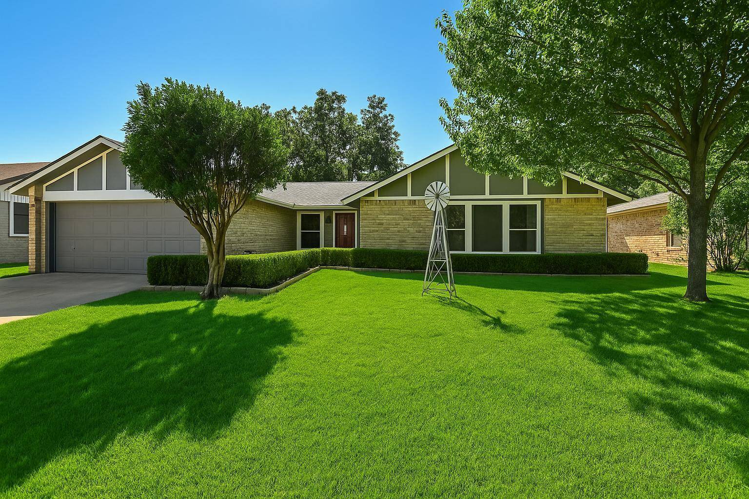703 Windsor RD, Round Rock, TX 78664