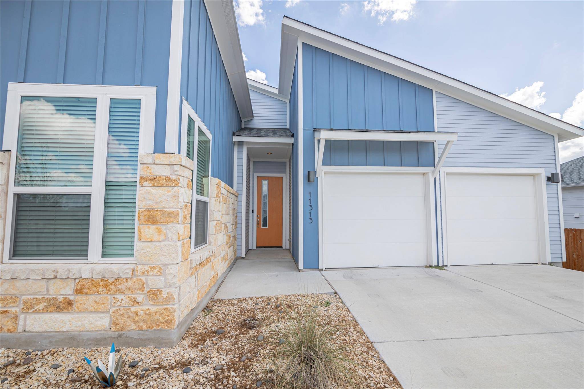 11313 Charger WAY, Manor, TX 78653