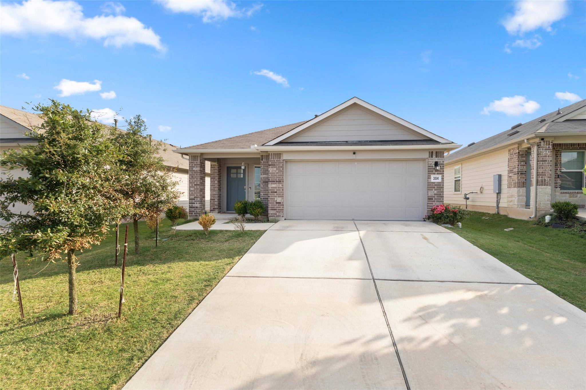304 Fall Aster DR, Kyle, TX 78640