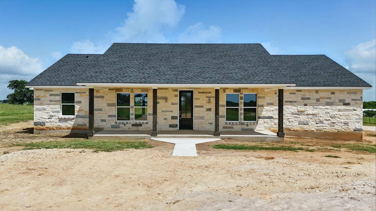 1487 County Road 405, Lexington, TX 78947