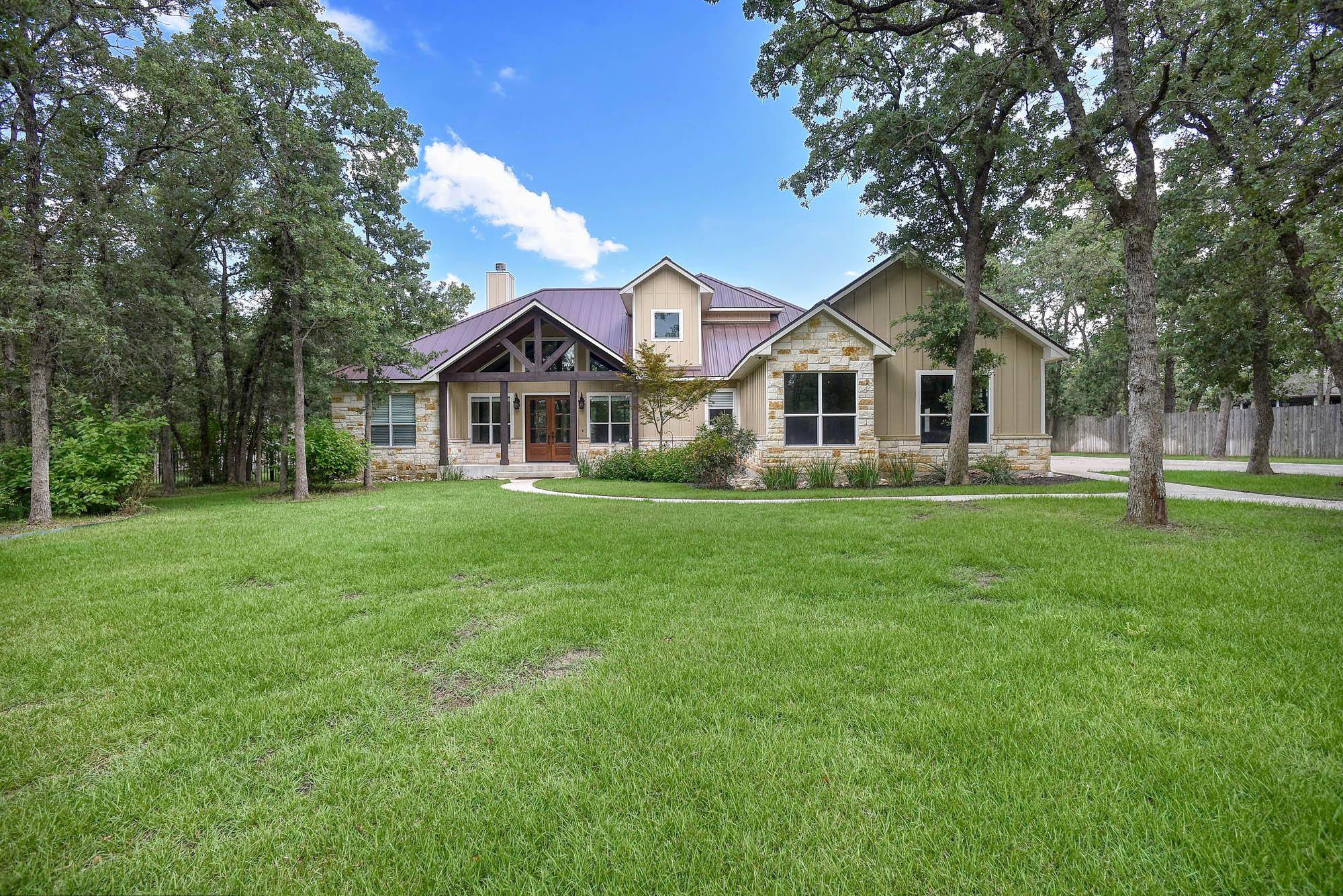115 Pine Point CV, Elgin, TX 78621