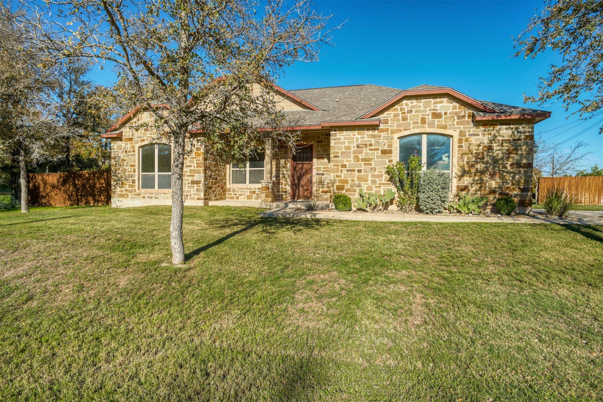 178 Keawakapu DR, Bastrop, TX 78602