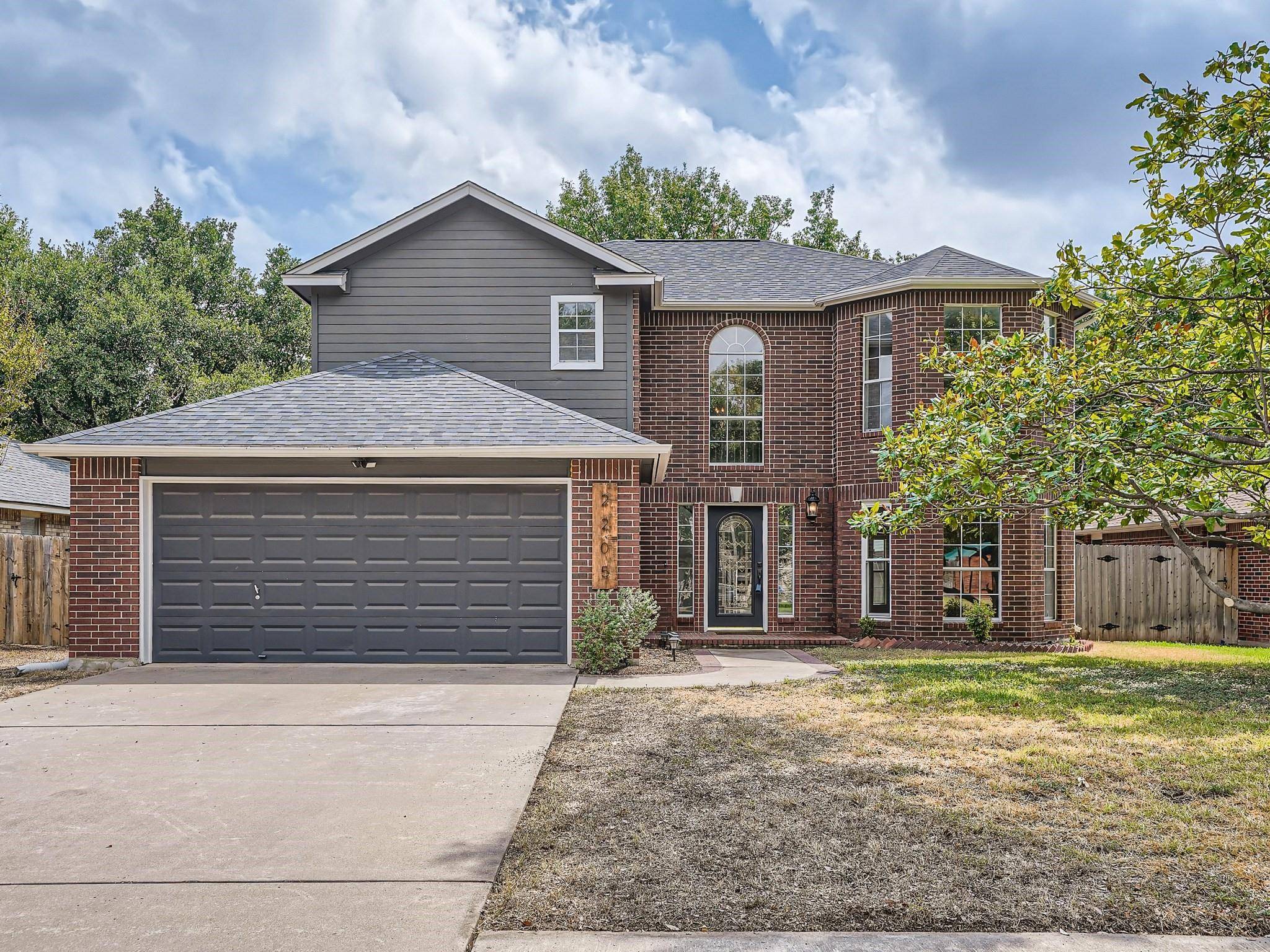 2205 Willow WAY, Round Rock, TX 78664