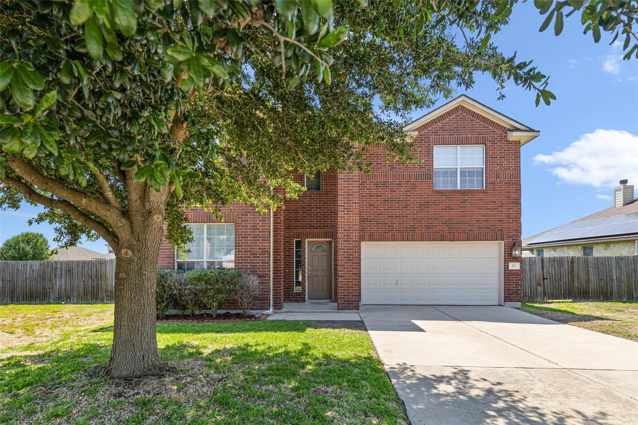 211 Kerley DR, Hutto, TX 78634