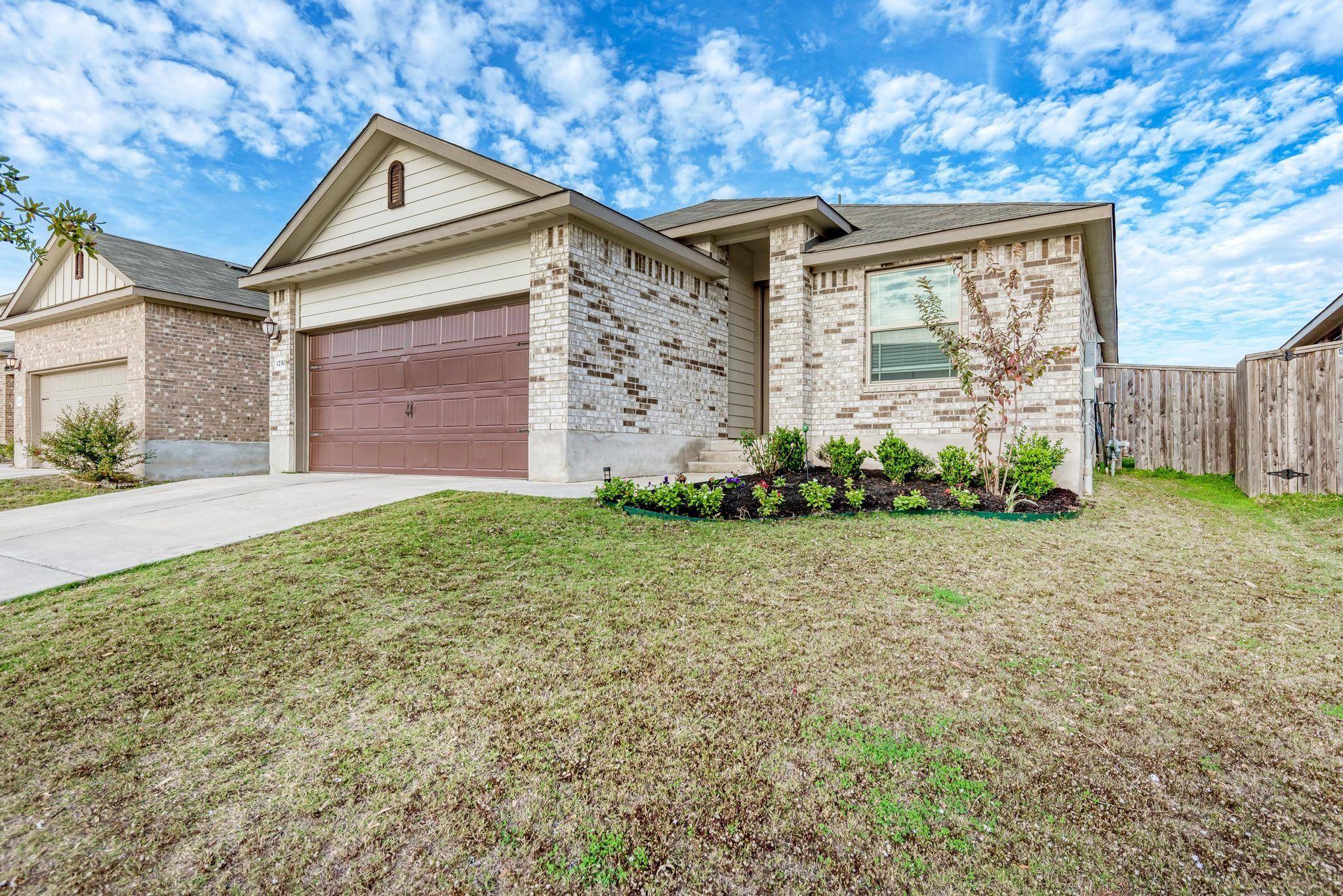 12310 Savannah Brooks LN, Manor, TX 78653