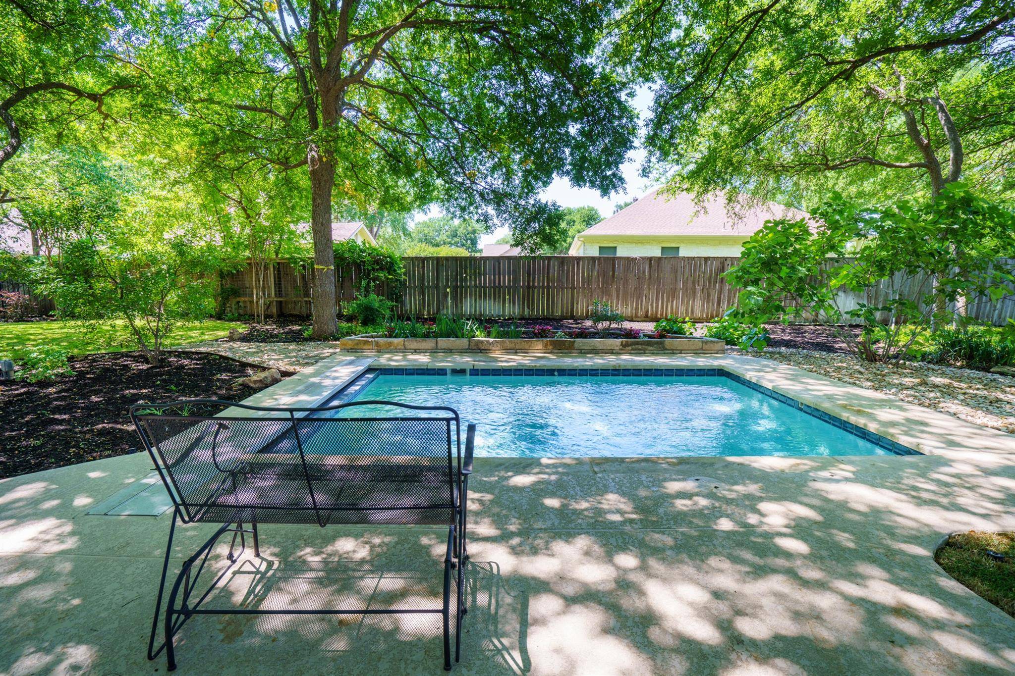 104 Village DR, Georgetown, TX 78628