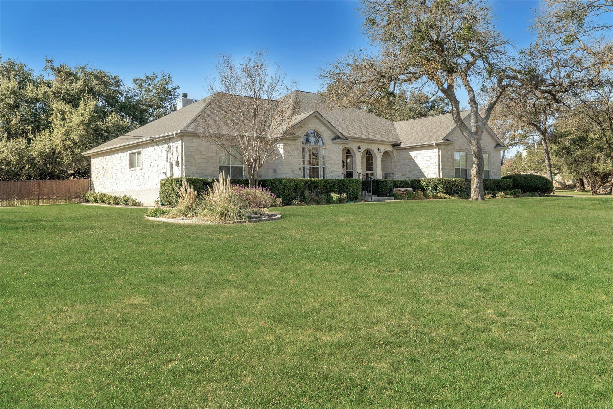 306 Allen CIR, Georgetown, TX 78633