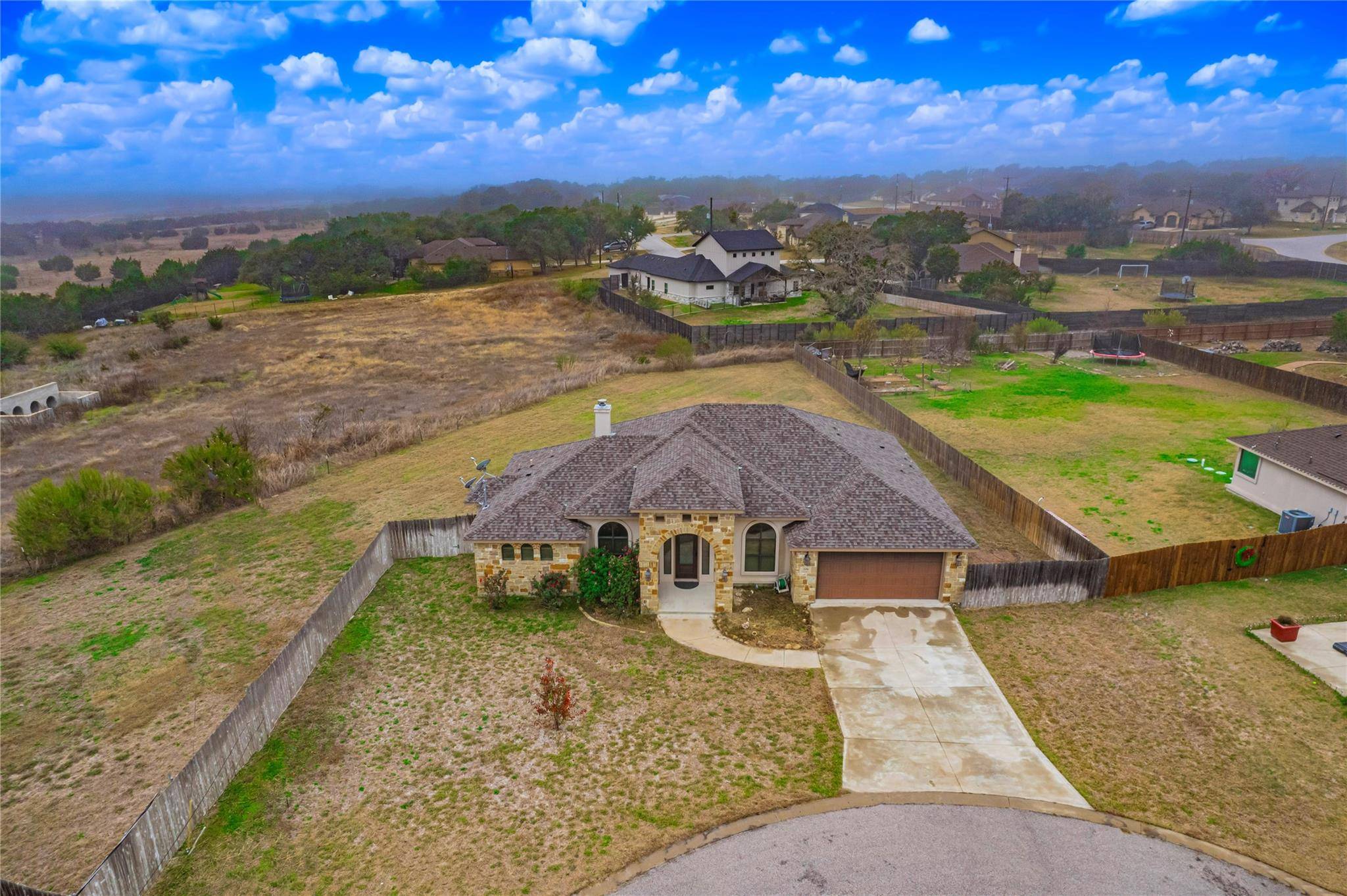 206 S Saw Grass LN, Georgetown, TX 78633