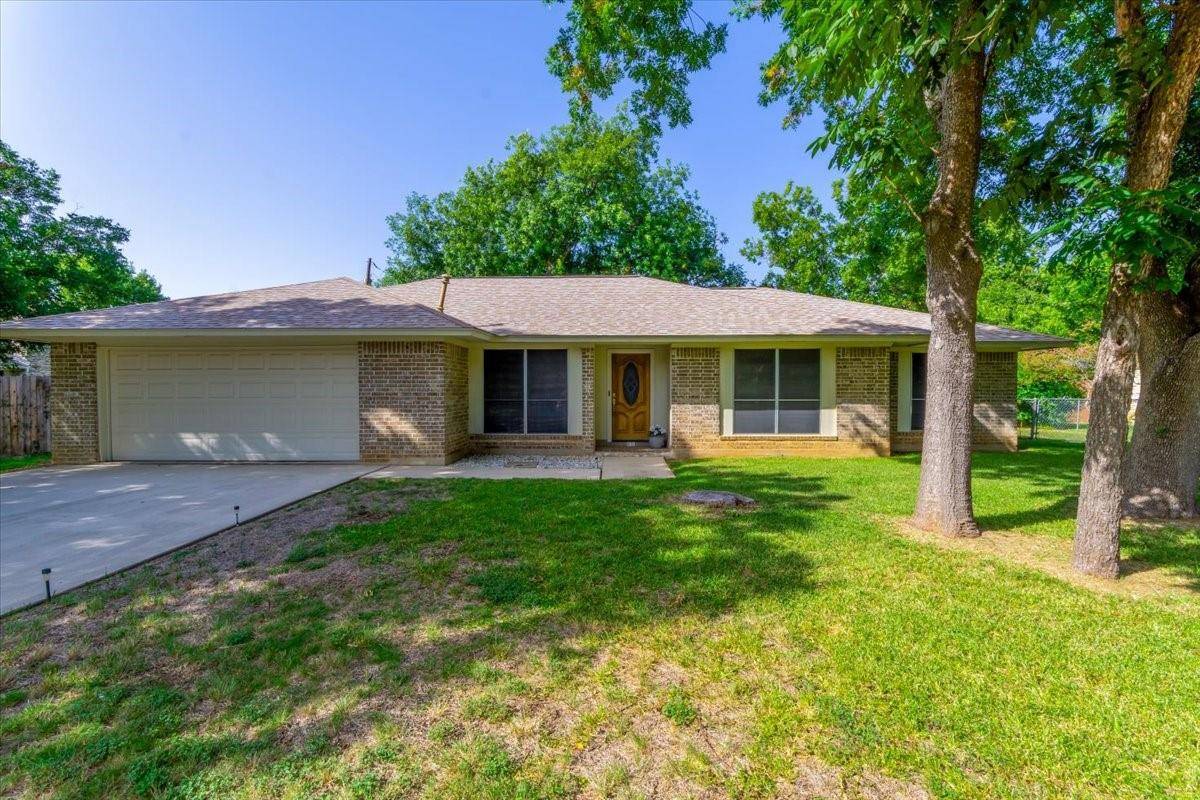 535 Dennis DR, Round Rock, TX 78664