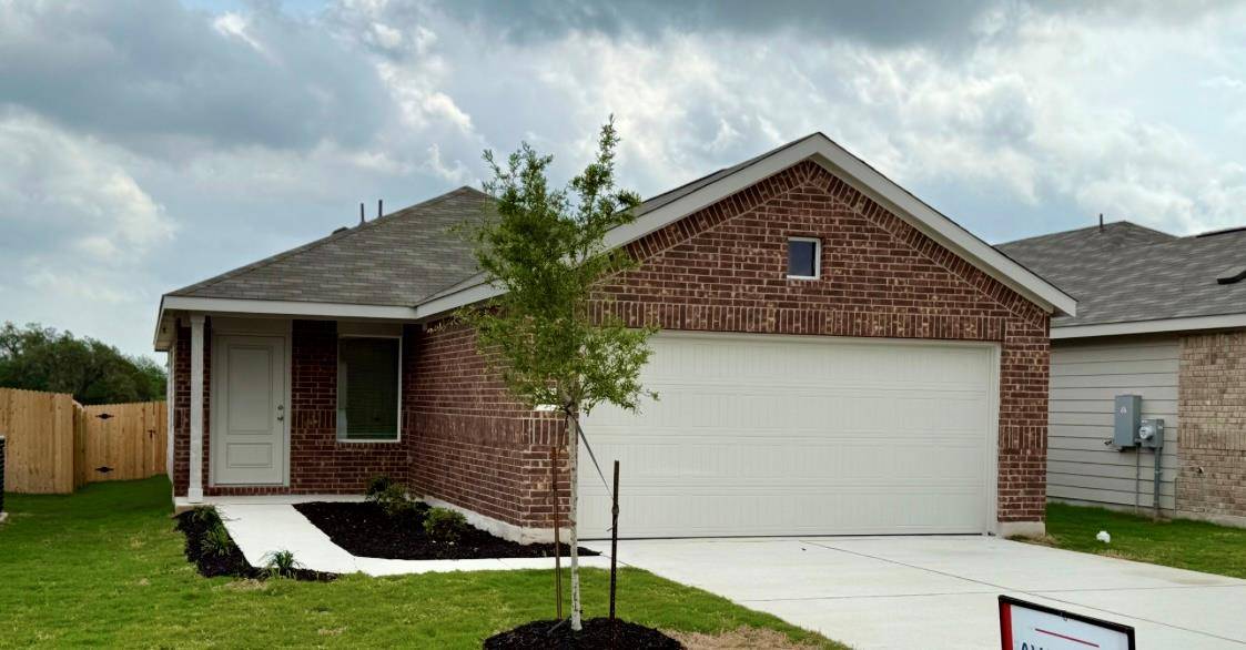 221 Brannigan DR, Jarrell, TX 76537