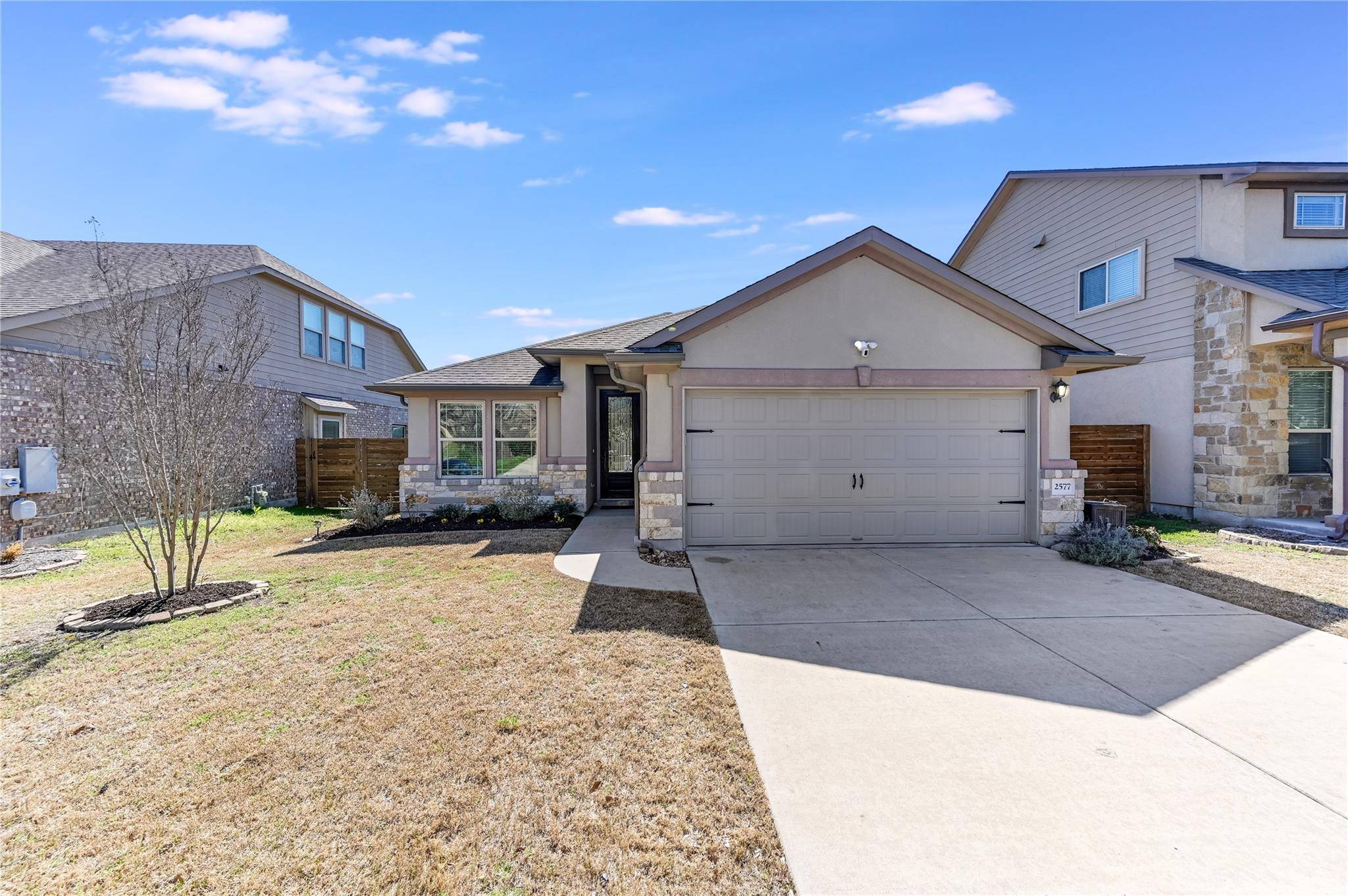 2577 Garlic Creek DR, Buda, TX 78610