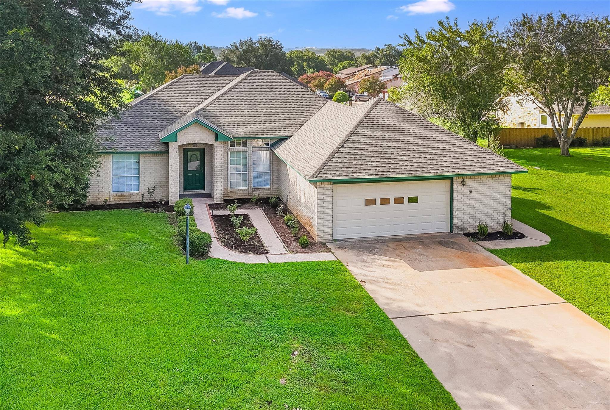235 Carnoustie ST, Marble Falls, TX 78654