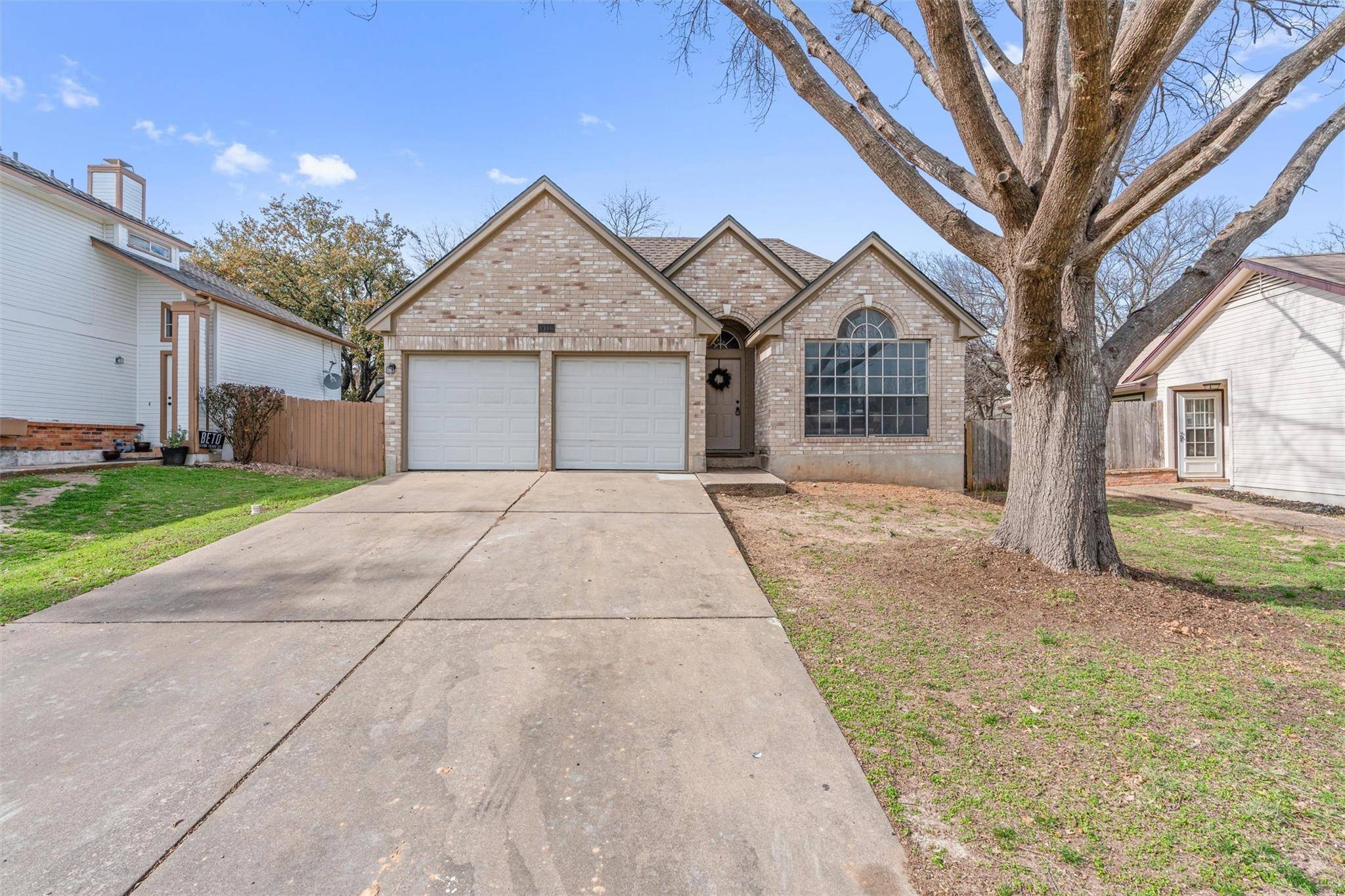 1416 E Logan ST, Round Rock, TX 78664