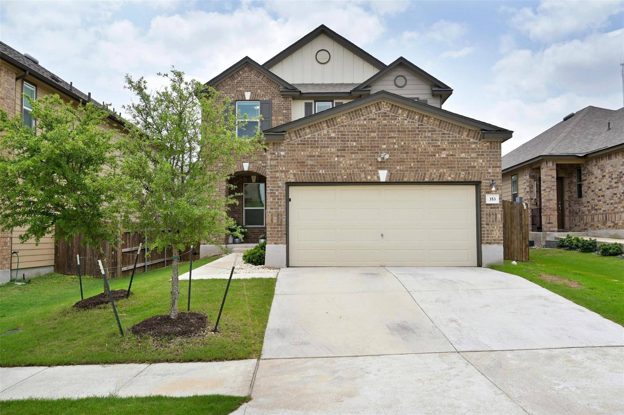 353 Los Cobos LN, Georgetown, TX 78626