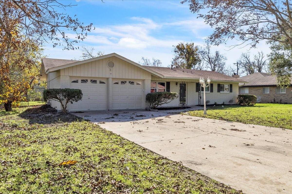 1309 Kent ST, Taylor, TX 76574