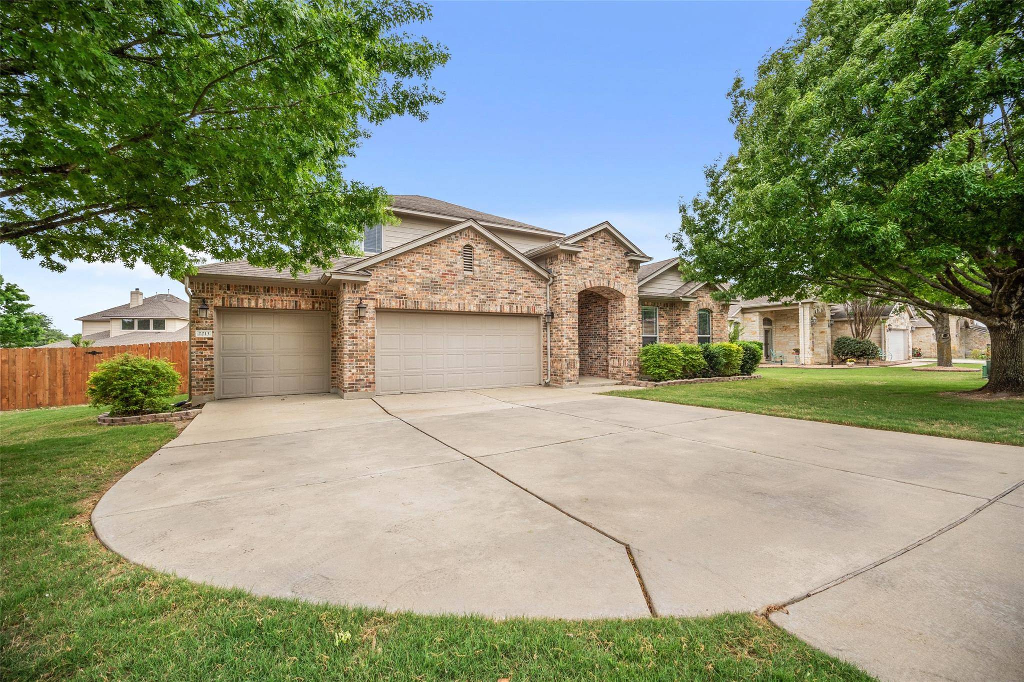 2213 Settlers Park LOOP, Round Rock, TX 78665