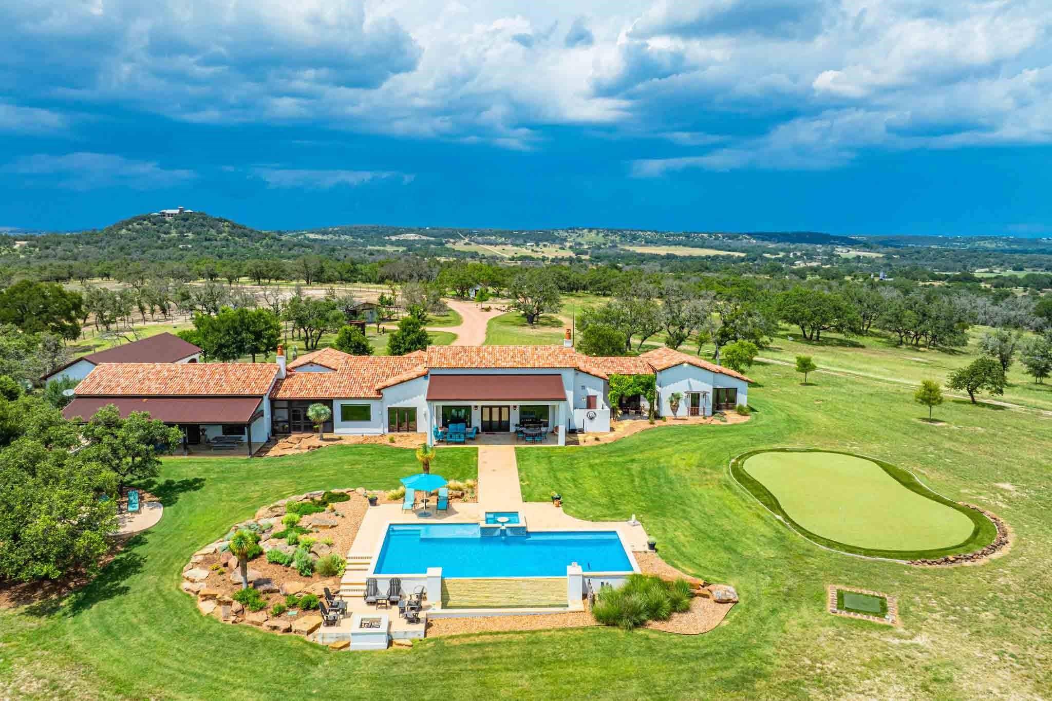 538 Malone TRL, Fredericksburg, TX 78624