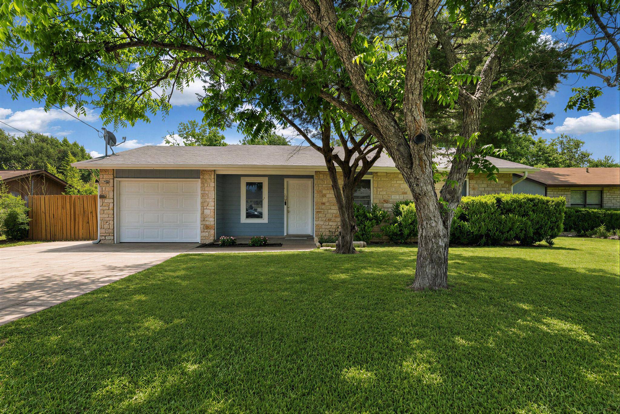1508 Long Branch DR, Georgetown, TX 78626