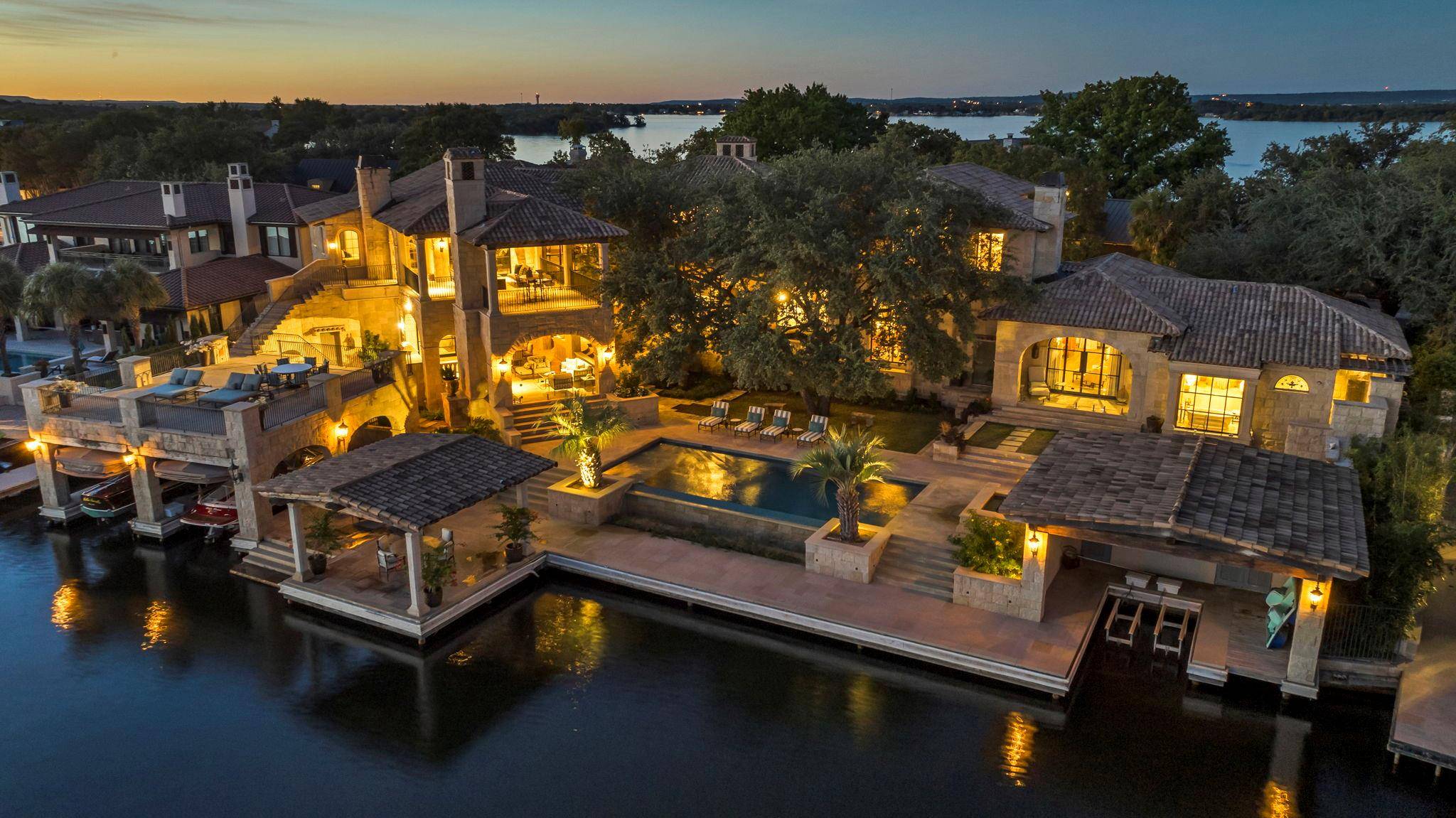 419 Lighthouse DR, Horseshoe Bay, TX 78657