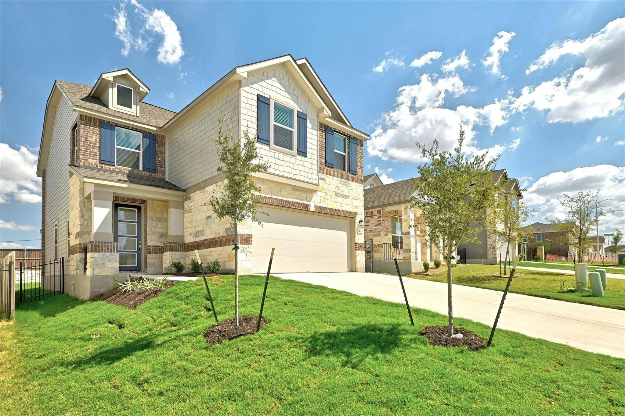4616 Syndicate RD, Manor, TX 78653