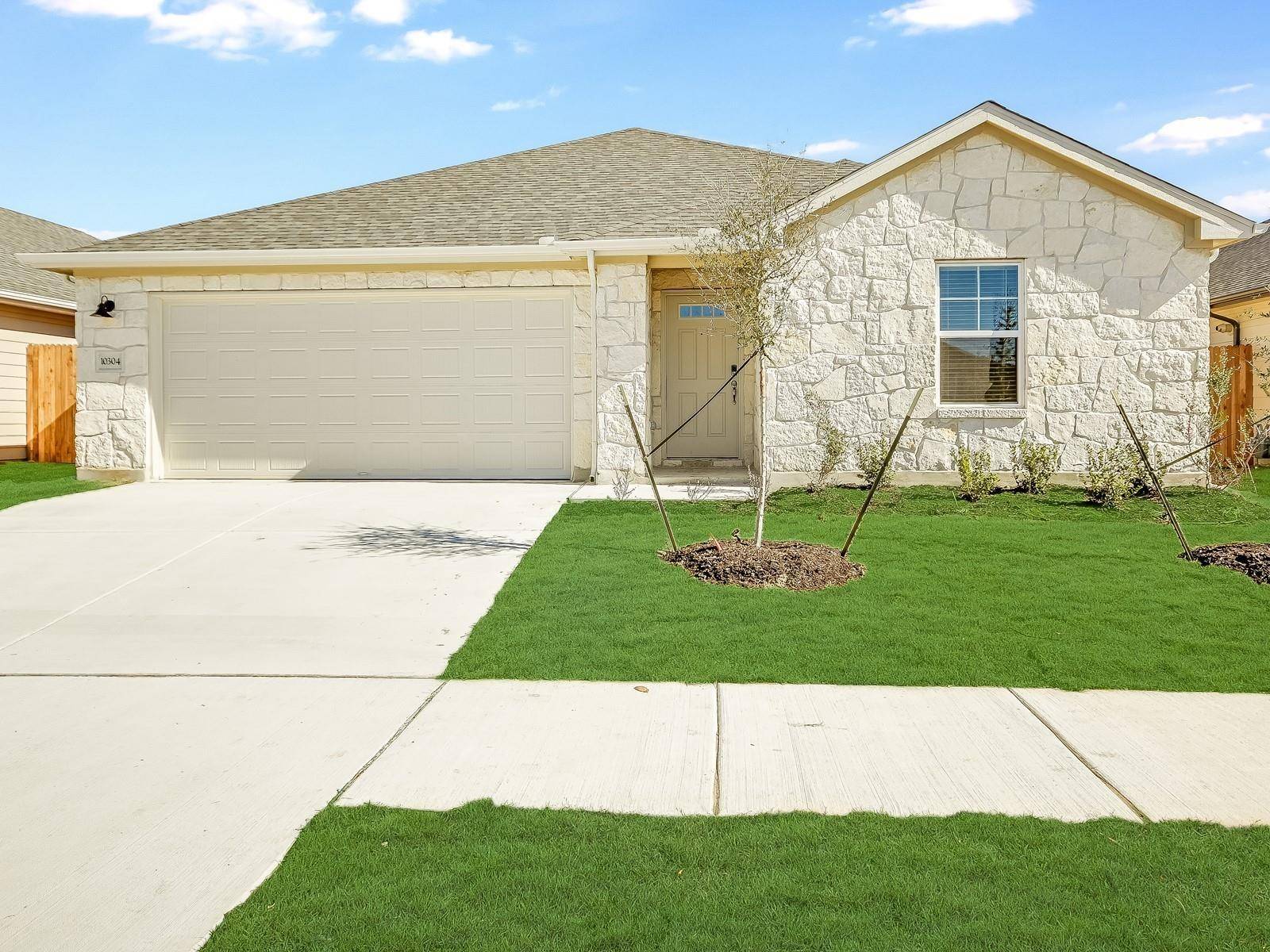 10304 Mager LN, Hutto, TX 78634
