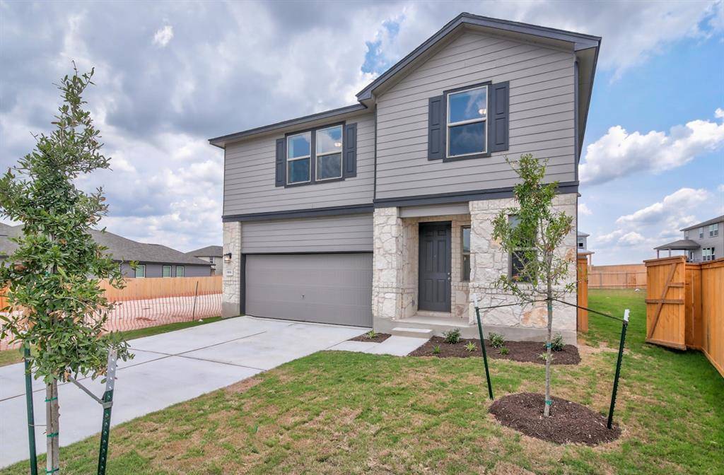 906 Yellow Ribbon CV, Jarrell, TX 76537