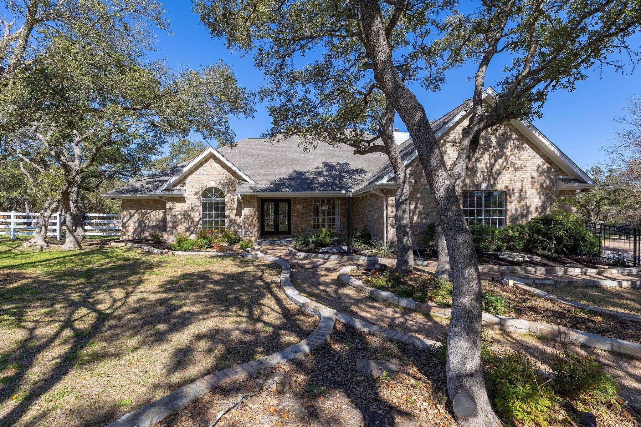 229 E Ridgewood RD, Georgetown, TX 78633