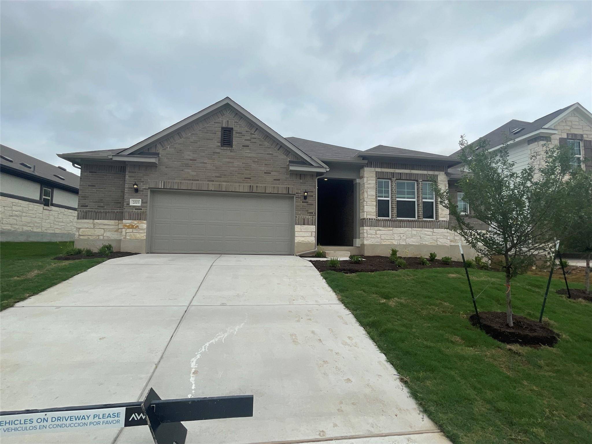 2003 Milano River RD, Hutto, TX 78634