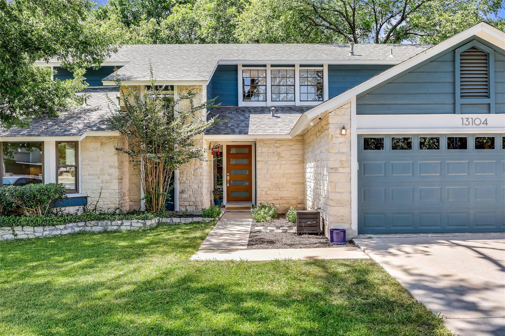 13104 Kellies Farm LN, Austin, TX 78727